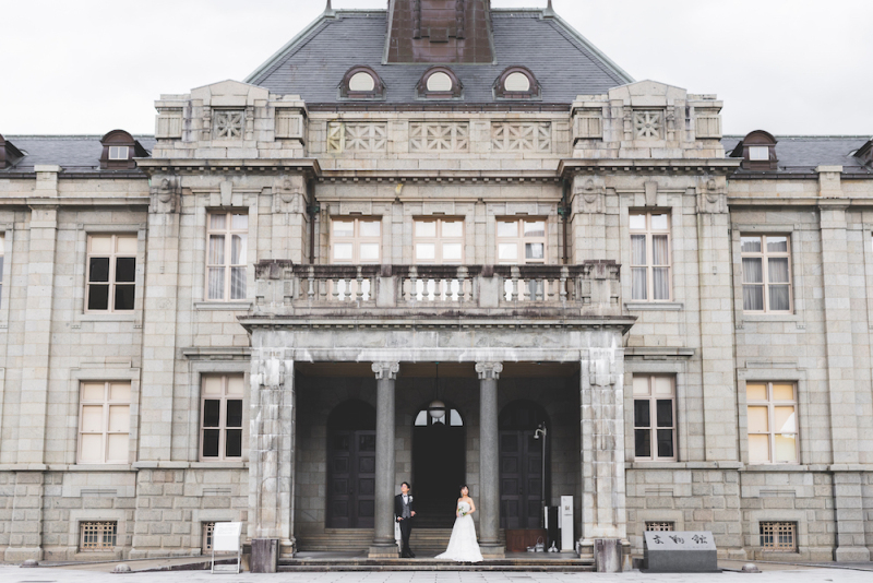 お次は場所を変えて、洋装でのロケーション撮影へ♪