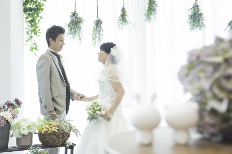 お人形に見守られて