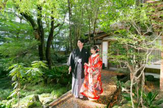 和の雰囲気溢れる庭園で撮影ができます！