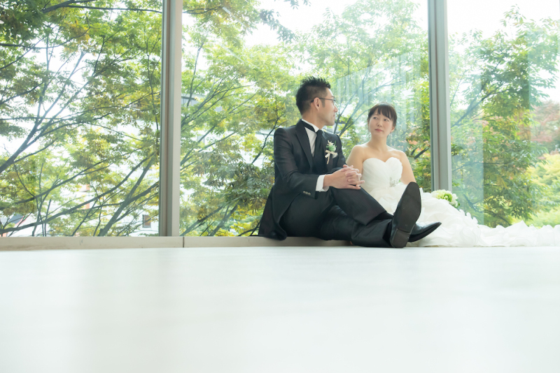 自然をバックに、ちょっと休憩風ショット・・♪