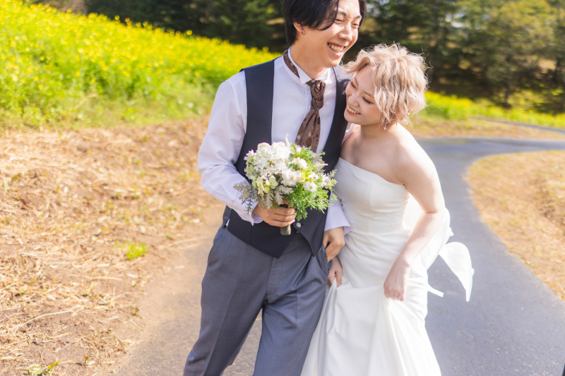 自然体なお二人の何気ないショットでも素敵に撮影!