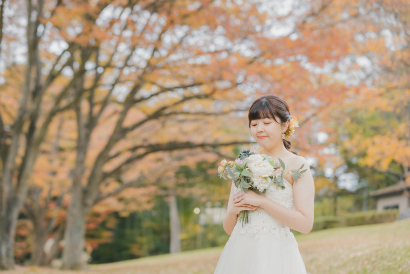 【野草園ロケーションフォト】広大な芝生エリアも魅力！様々な自然植物と！（ヘアメイク・移動費・申請費・全データ150cut付き!）