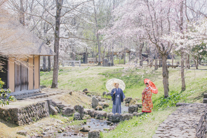 【みちのく杜の湖畔公園ロケーションフォト】和装＆洋装セットの2着プラン！（ヘアメイク・移動費・申請費・全データ付き）