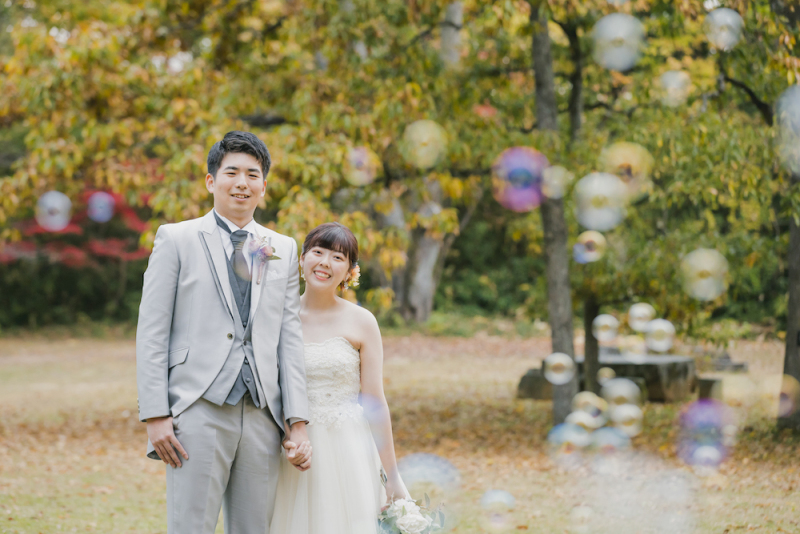 【野草園ロケーションフォト】広大な芝生エリアも魅力！様々な自然植物と！（ヘアメイク・移動費・申請費・全データ150cut付き!）