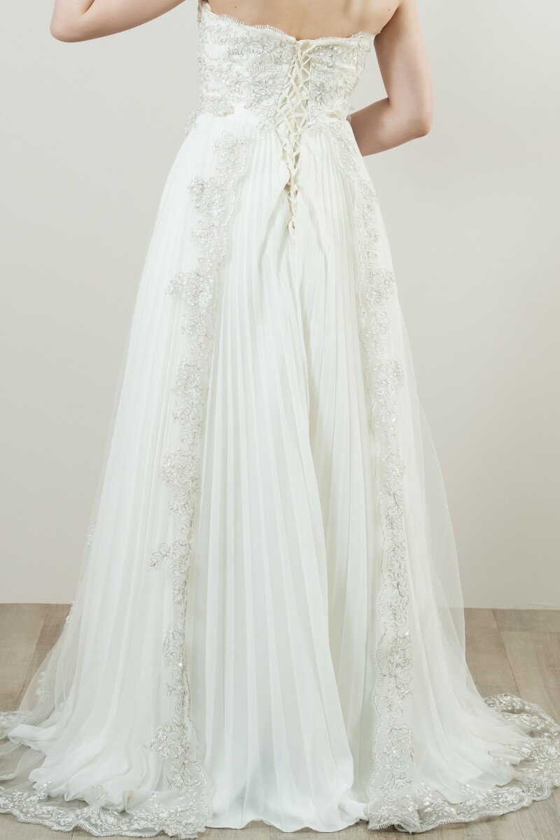 WD-E007(全てのドレス料金UPなし！)