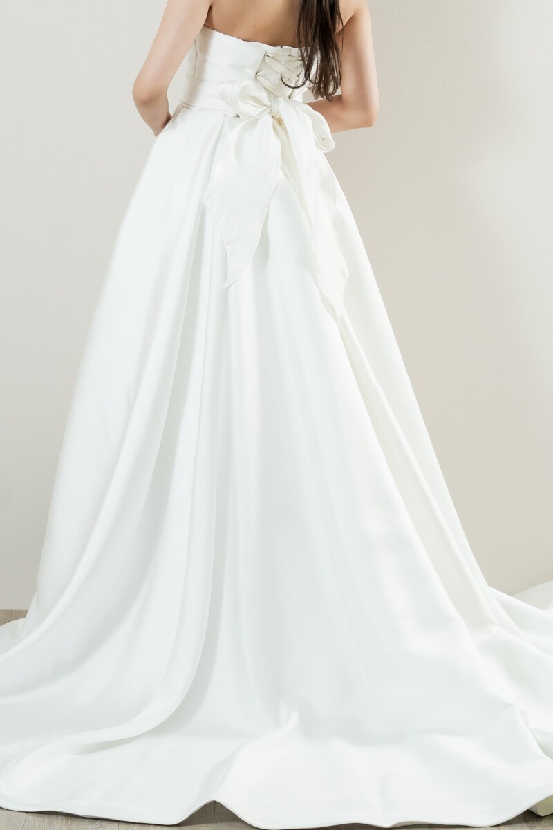 WD-A018(全てのドレス料金UPなし！)