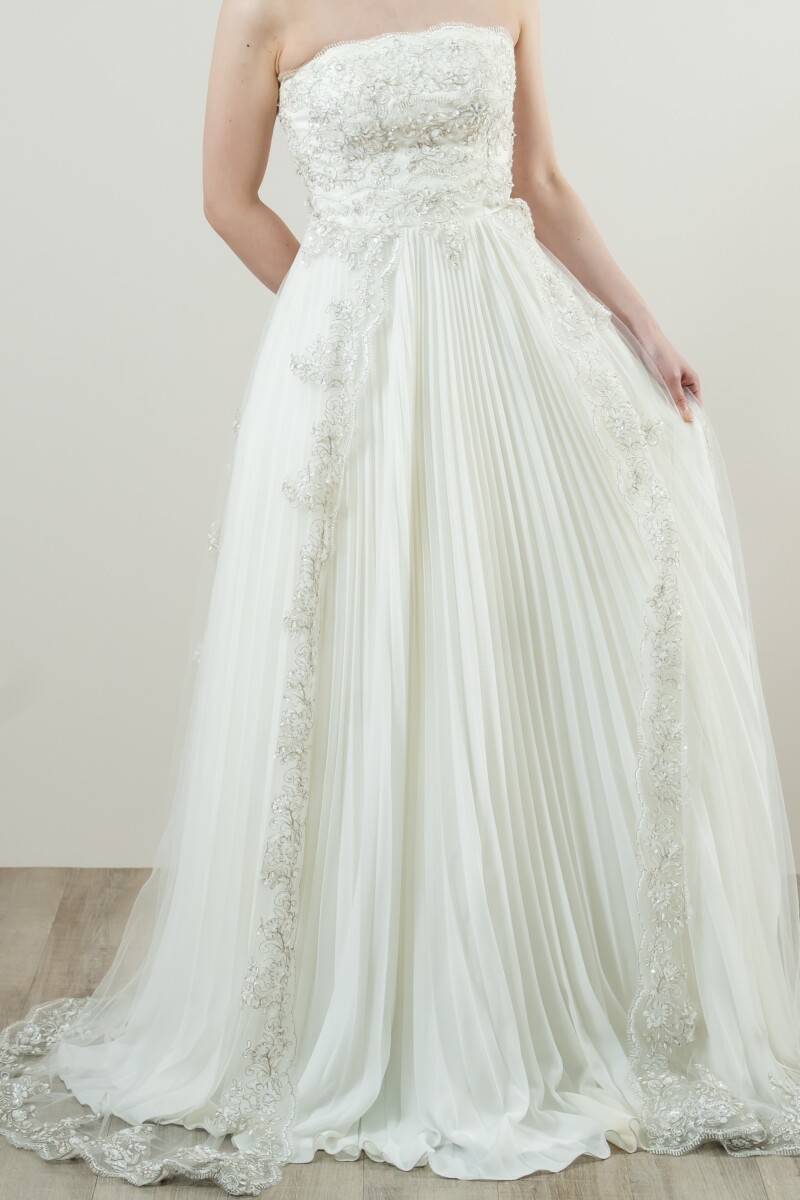 WD-E007(全てのドレス料金UPなし！)