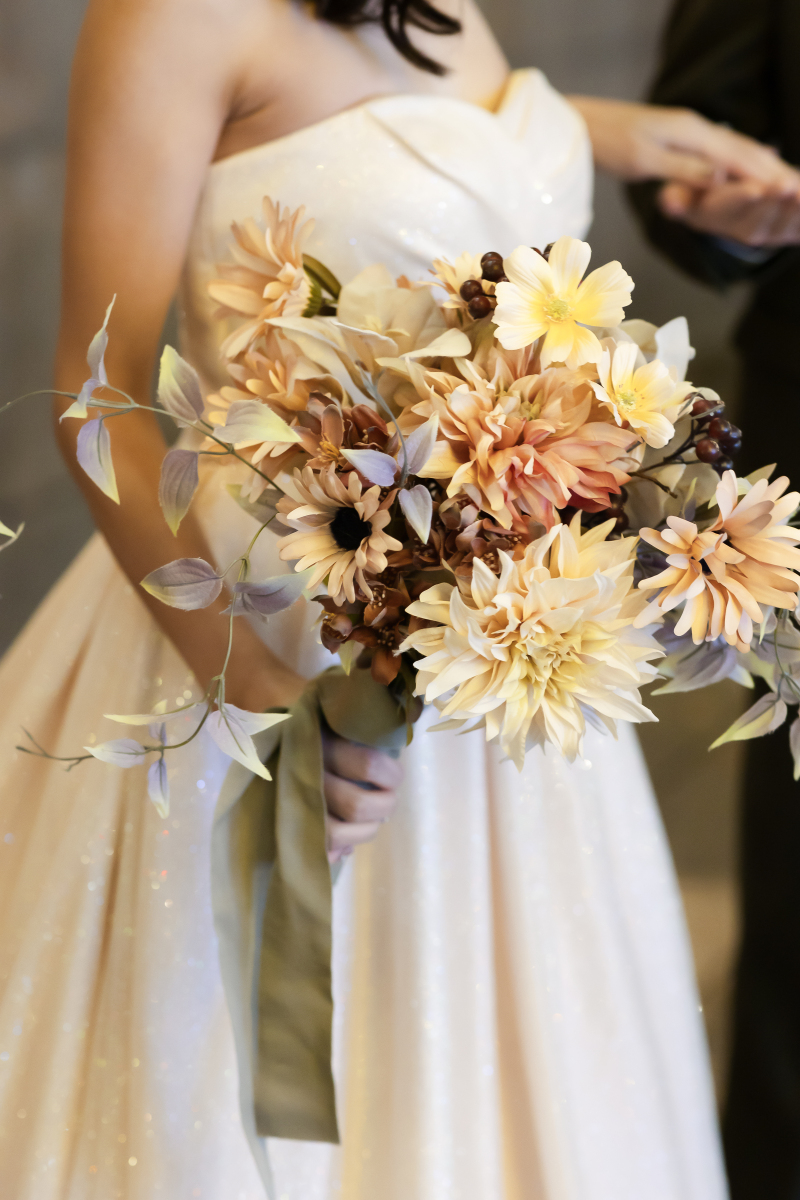 ブーケとドレスのショット^^♪