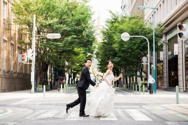 居留地の町並みをバックに!