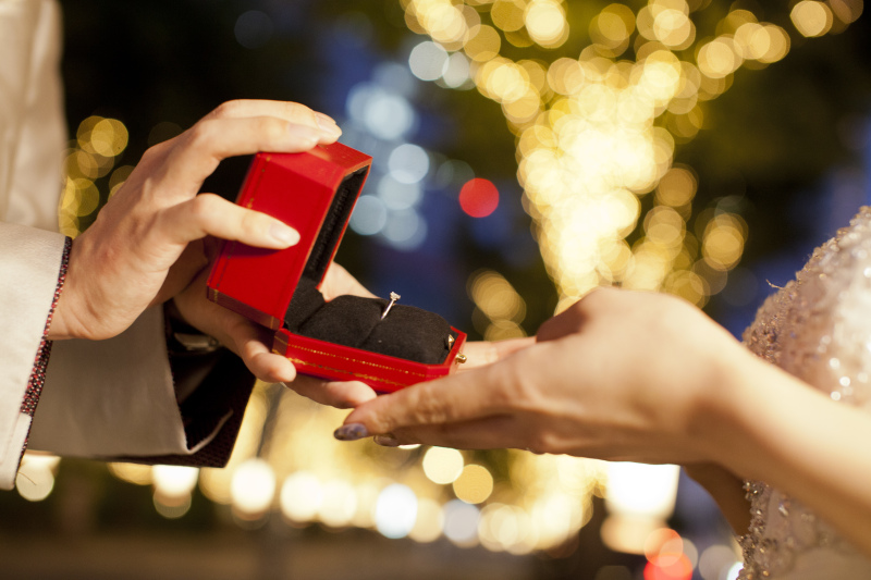 キラッキラのイルミネーションの中で