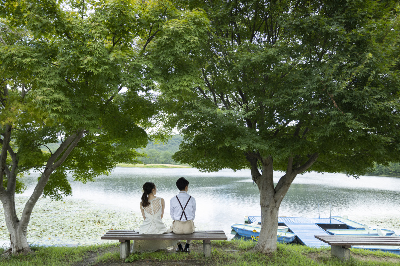 池からすぐの木陰で一休み★