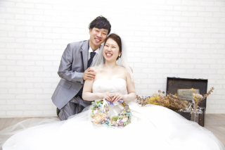 【洋装：スタジオ撮影】