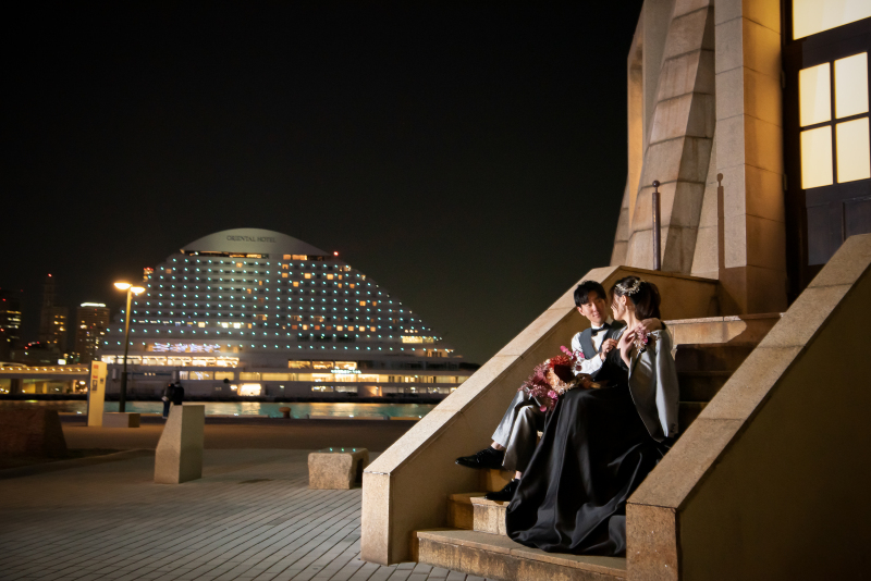 美しい光に照らされた灯台で、、