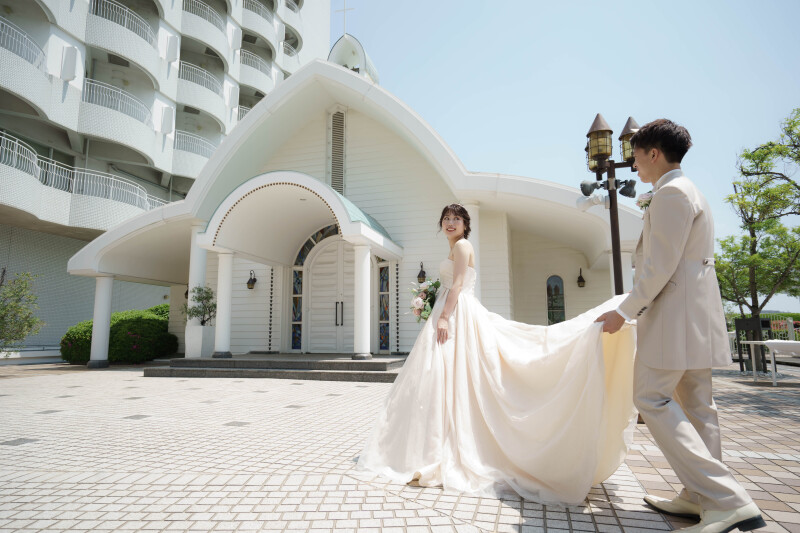 チャペル横のガーデンでも撮影可能です!