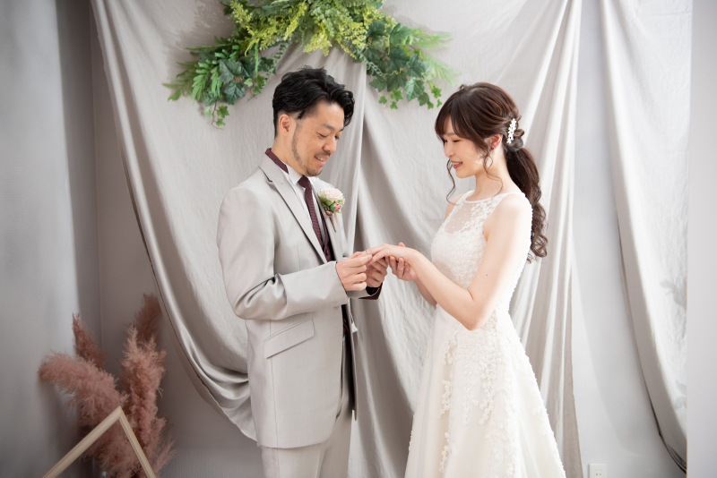 【洋装スタジオ】衣装ランクによる追加料金なし(100着以上から選べる)◇撮影料・ヘアメイク・衣装・データ全て込み料金