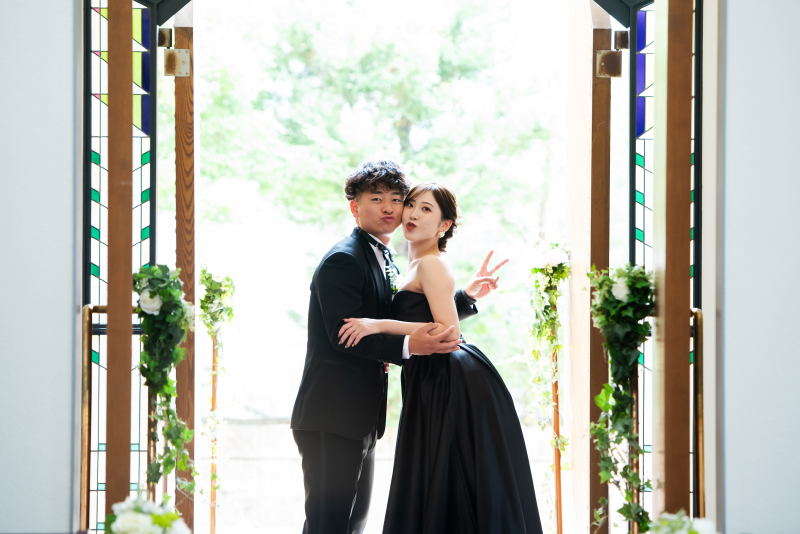 【チャペルフォト】ホテル北野プラザ六甲荘のチャペルを貸切|ご家族も一緒に!衣装ランクによる追加料金なし!全て込み料金