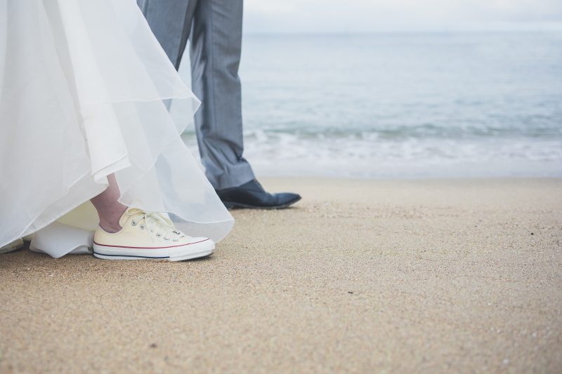 【砂浜&お花畑の自然満喫♪洋装ロケ撮影/舞子&淡路花さじき】◆送迎付き◆撮影料・ヘアメイク・衣装・データ全て込み料金