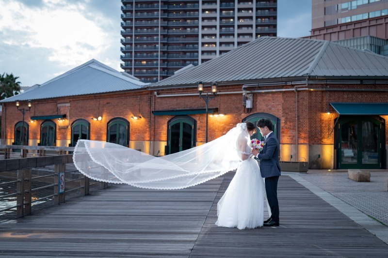 【洋装ロケ+洋装スタジオ】ロケ地1か所&スタジオ撮影◇衣装はどれを選んでもOK!撮影料・ヘアメイク・衣装・データ全て込み料金