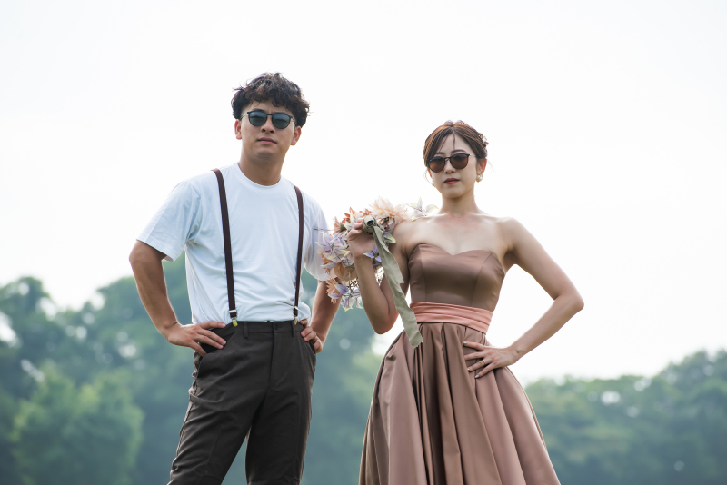 【砂浜&お花畑の自然満喫♪洋装ロケ撮影/舞子&淡路花さじき】◆送迎付き◆撮影料・ヘアメイク・衣装・データ全て込み料金