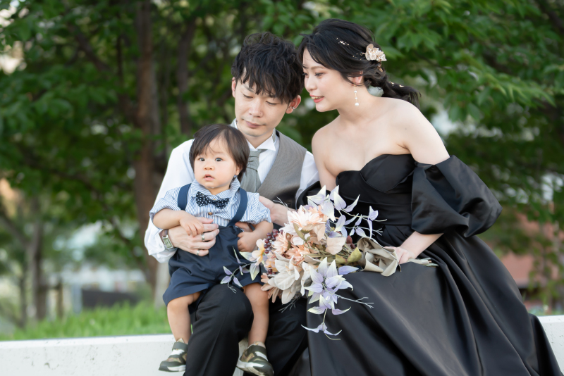 【洋装ロケ+洋装スタジオ】ロケ地1か所&スタジオ撮影◇衣装はどれを選んでもOK!撮影料・ヘアメイク・衣装・データ全て込み料金