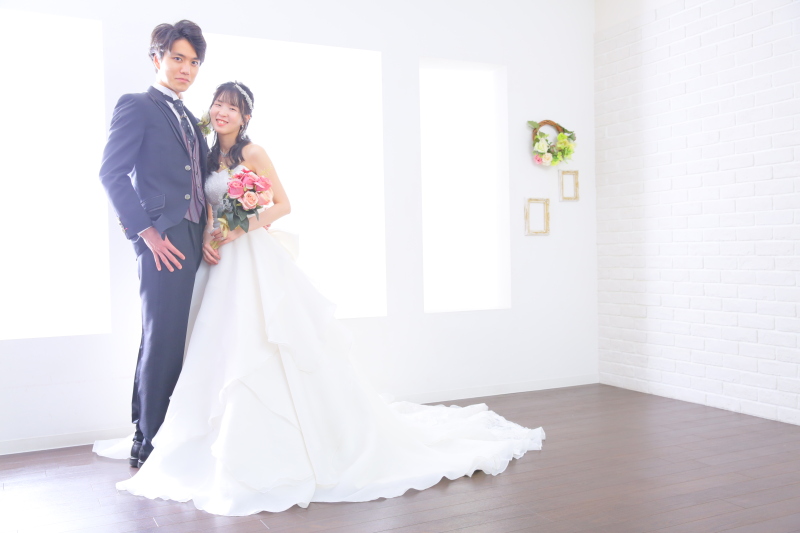 寄り添い合って