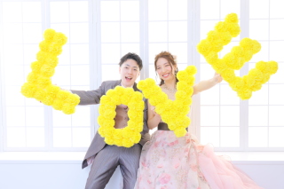 【洋装1着】ご両家集合写真プラン　お二人撮影プラスご両家のご両親様も一緒に集合写真をお撮影します！