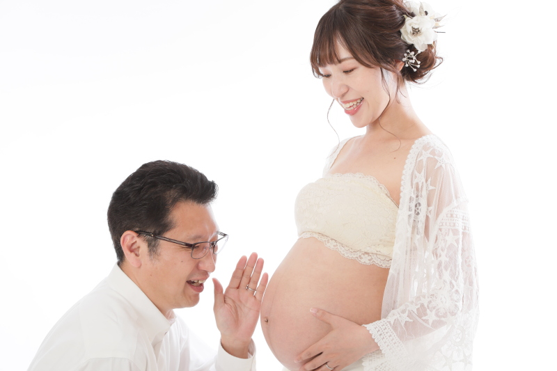 マタニティ【私服・無料レンタル衣装あり】お好きなポーズ1カット台紙orデータ