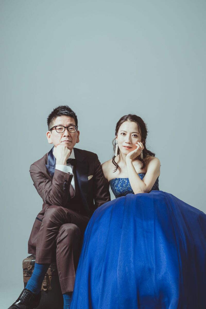 ふたりで肘付きポーズ♡