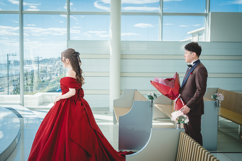 カラードレスにチェンジして、ソロカット!