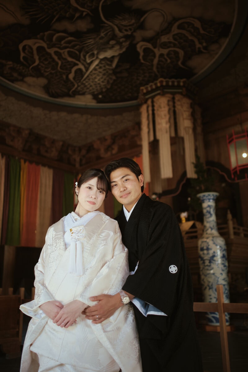 見事!雲龍図の下で撮影