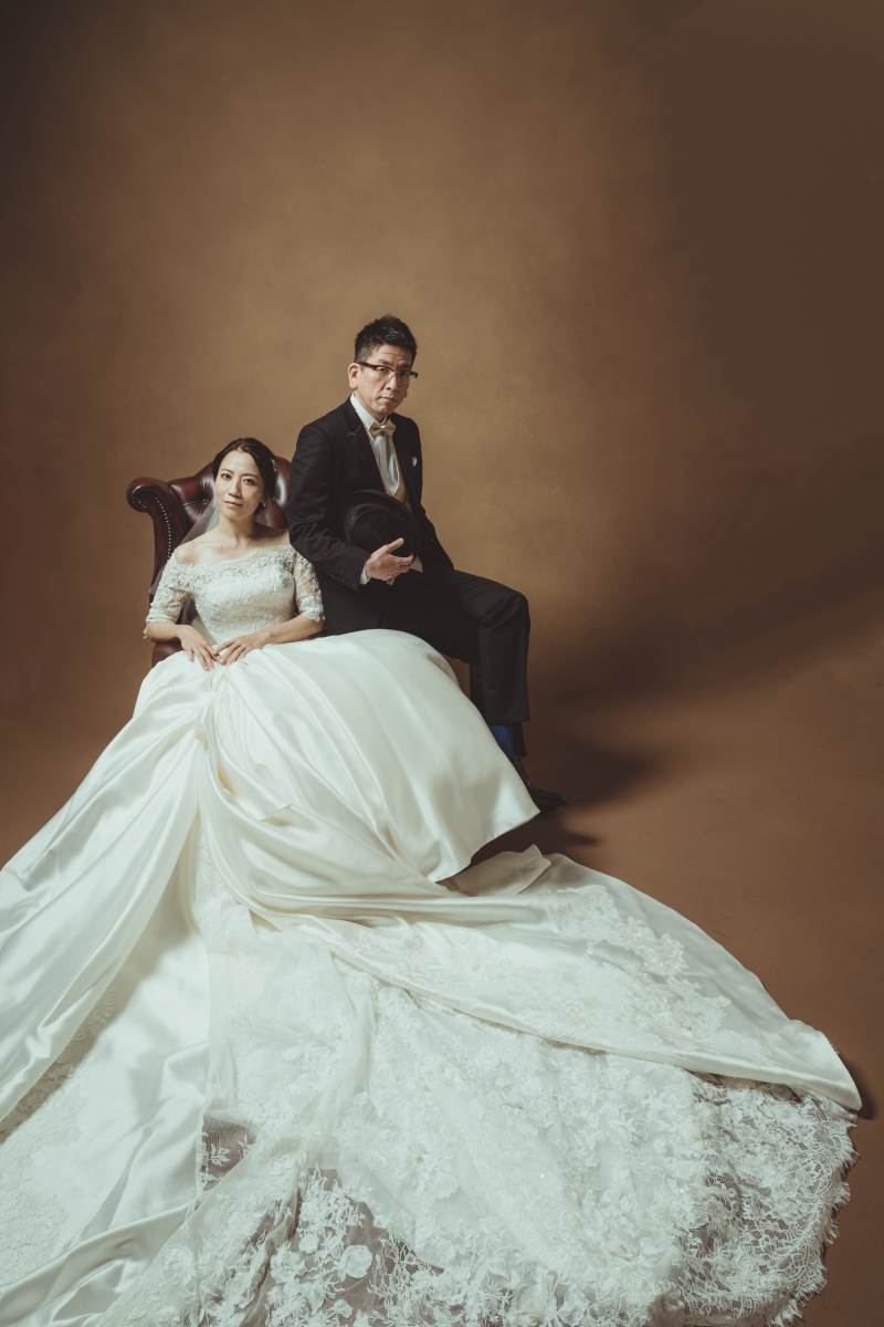 椅子を使った撮影も♡