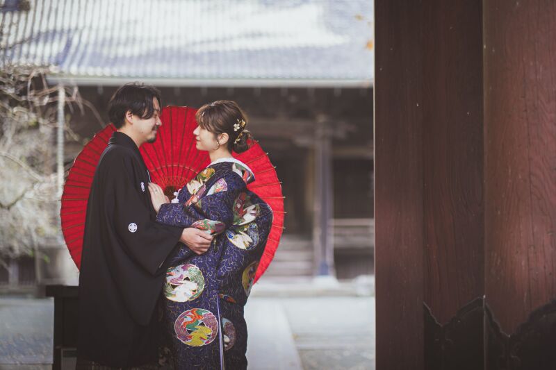 華やかさを演出する番傘