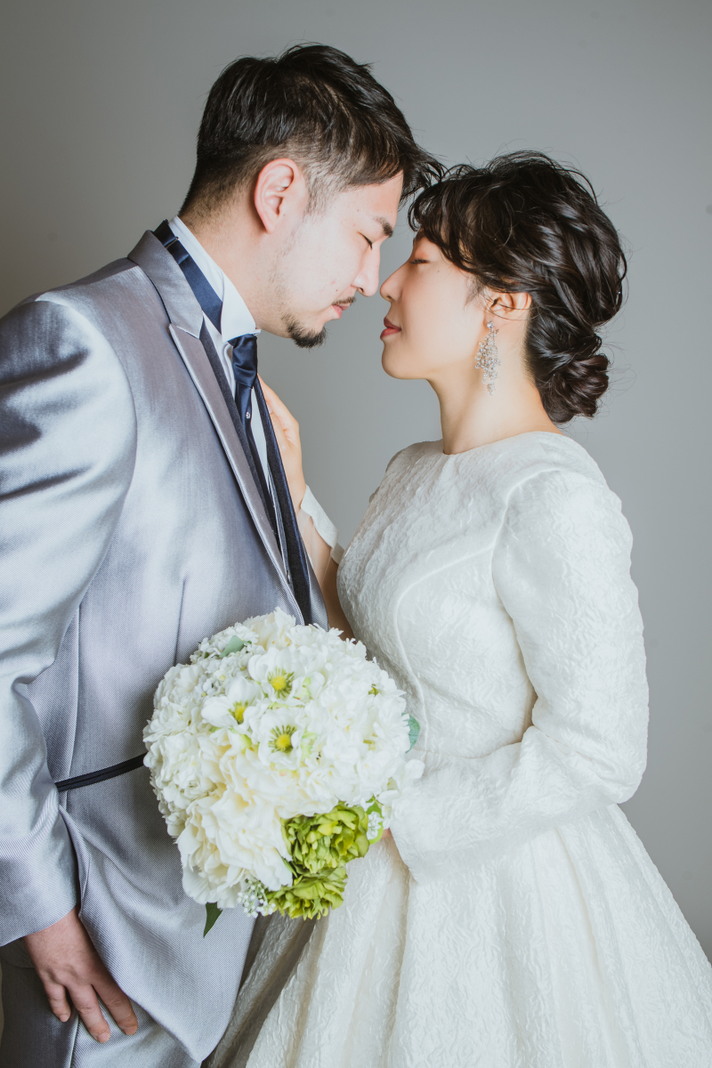 2着目はウエディングドレスへ