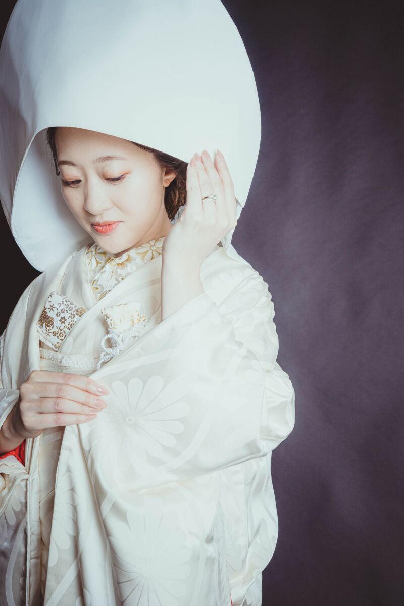 白無垢に綿帽子