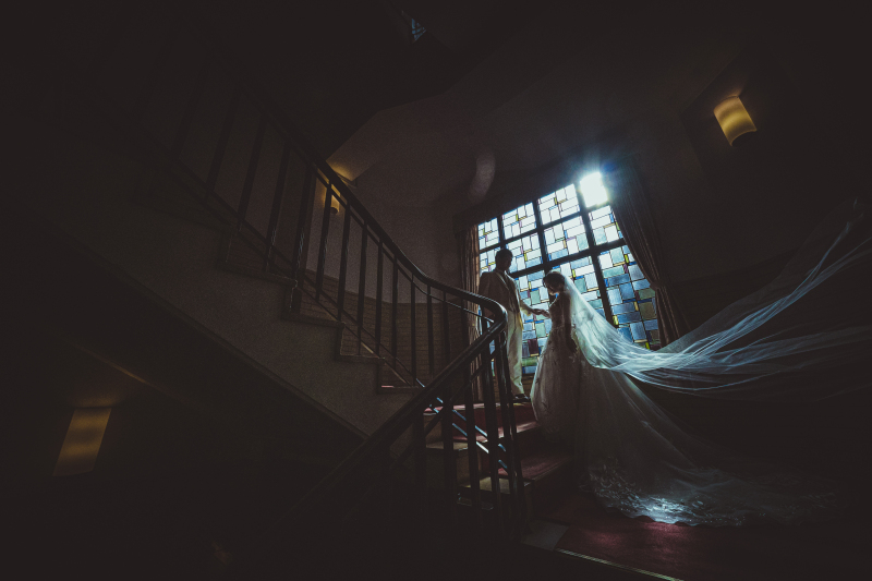 ドレスのトレーンも素敵に演出