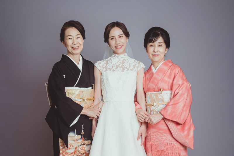 ご家族様の衣裳・ヘアメイクも承ります