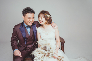 自然体の二人らしい表情をキャッチした写真がSerinaの特徴。