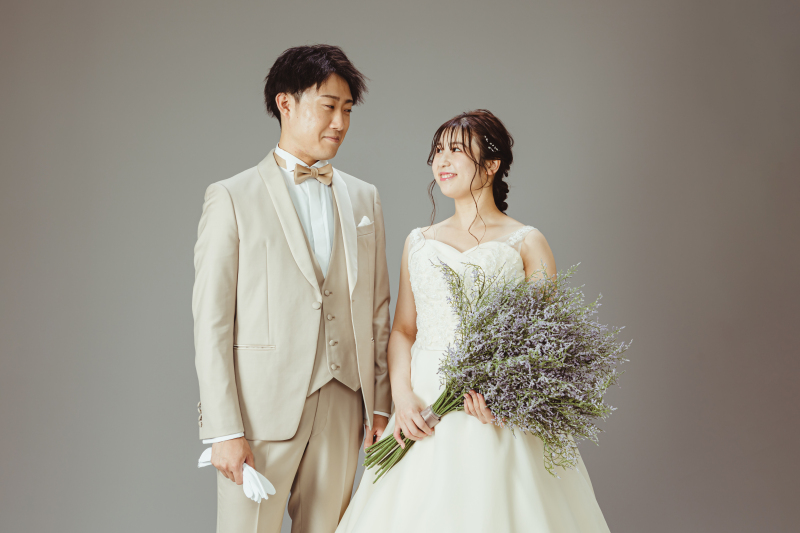 【本店スタジオ】和装1着・洋装1着|事前試着付き・選び放題・アクセサリーやインナー無料レンタル付!|平日限定