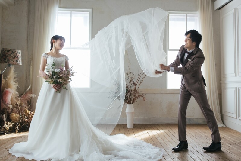 【韓国フォトスタジオ】洋装2着|嬉しい韓国美肌レタッチ付き|土日もOK!土日UP料金なし