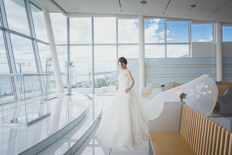 【チャペルフォト】洋装1着・30カット|海が広がるチャペル|衣裳事前試着付き・選び放題 |平日限定