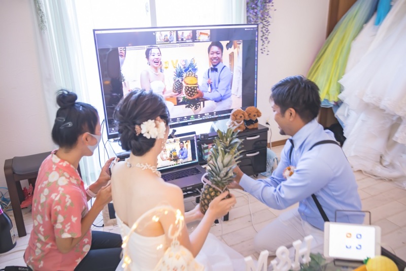 パイナップル入刀!?