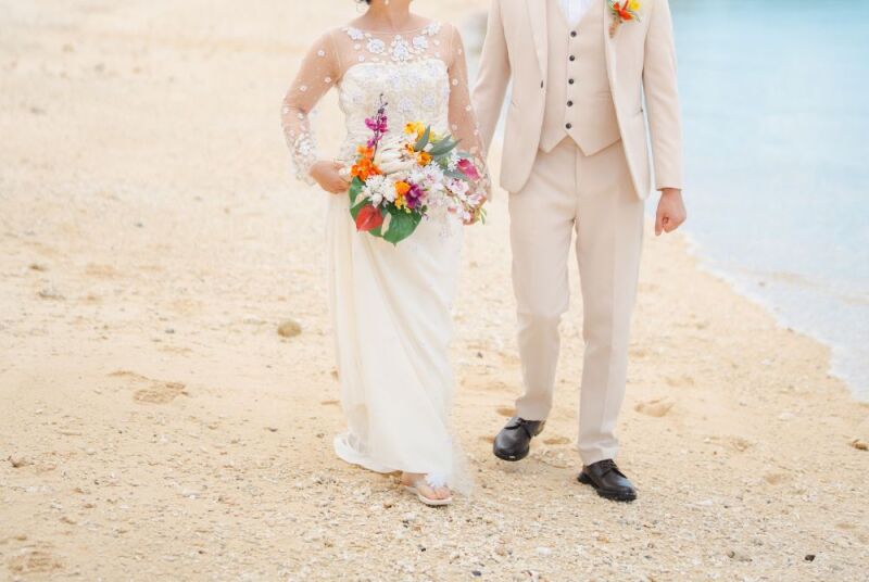 ジェニー・パッカムのドレスを着て。