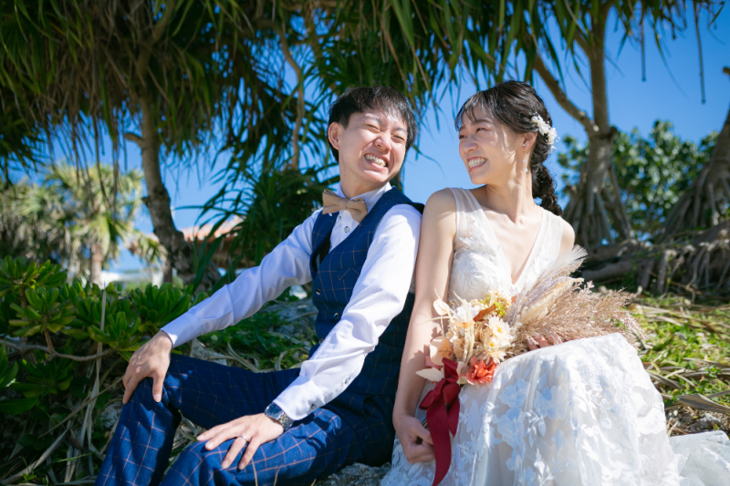 アダンの木の下で