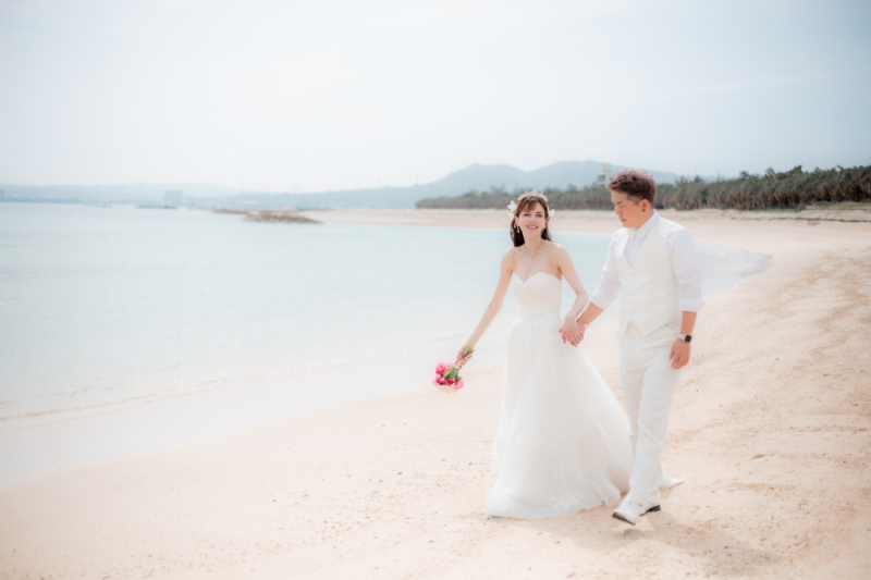 洋装でビーチ撮影★