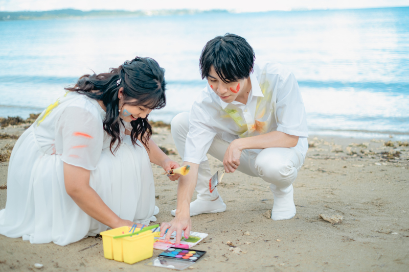 カラフルな水性絵具たち