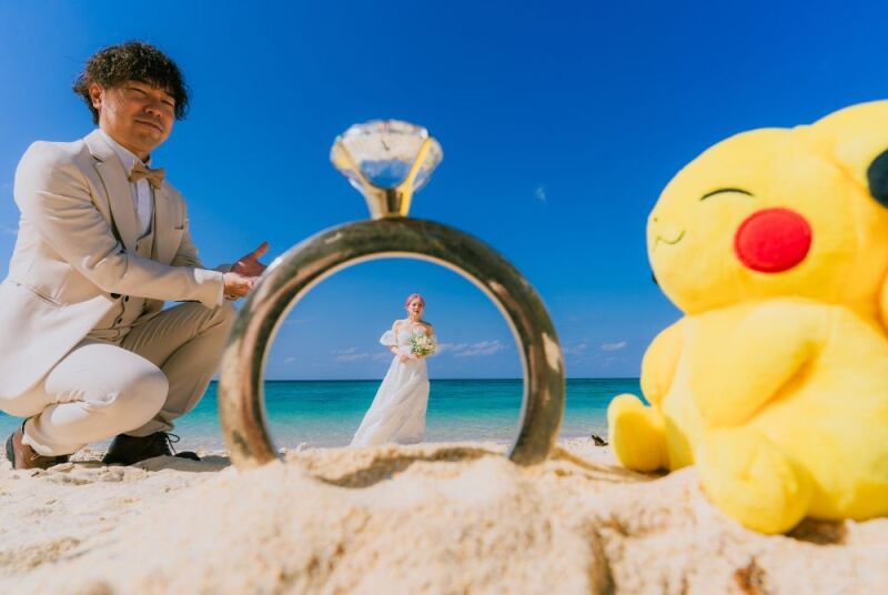 大好きなピカチュウもフォトウェディングに参加♪
