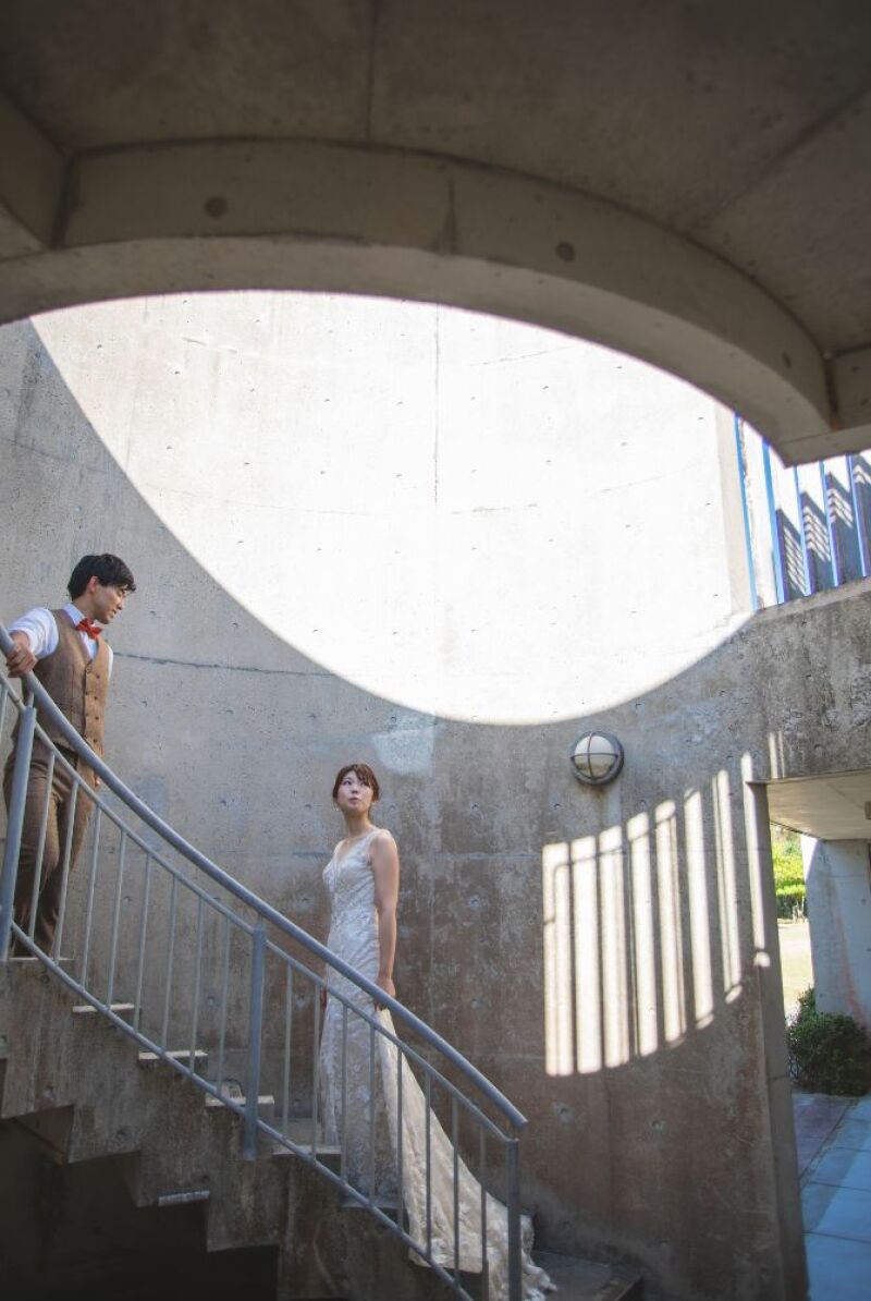 タワーの中の階段も素敵な撮影スポット♬