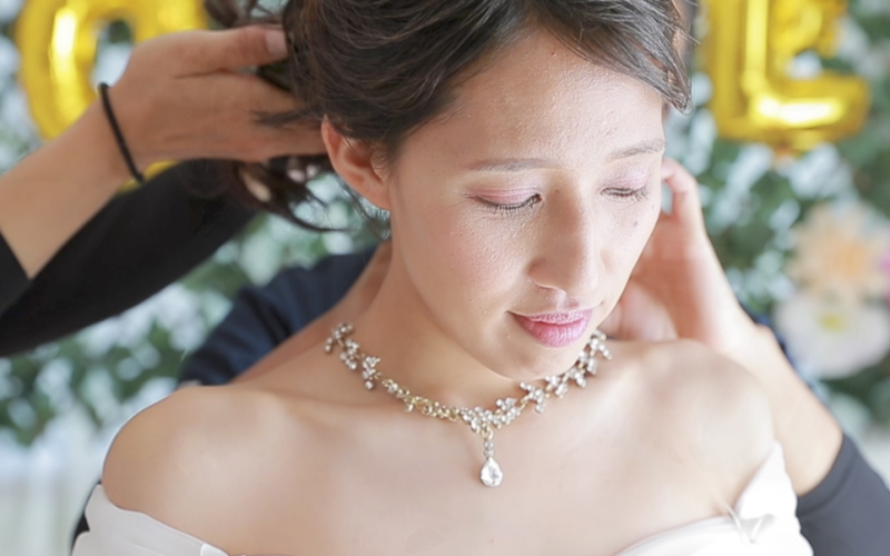 打ち合わせ終了後、ヘアメイク開始