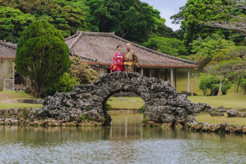 池を中心に回遊できる庭園様式