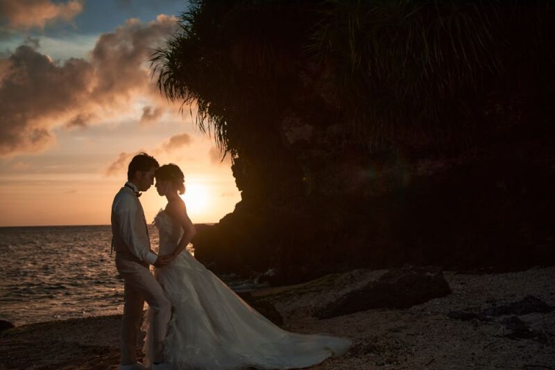 '岩場の陰でムードたっぷり彡'